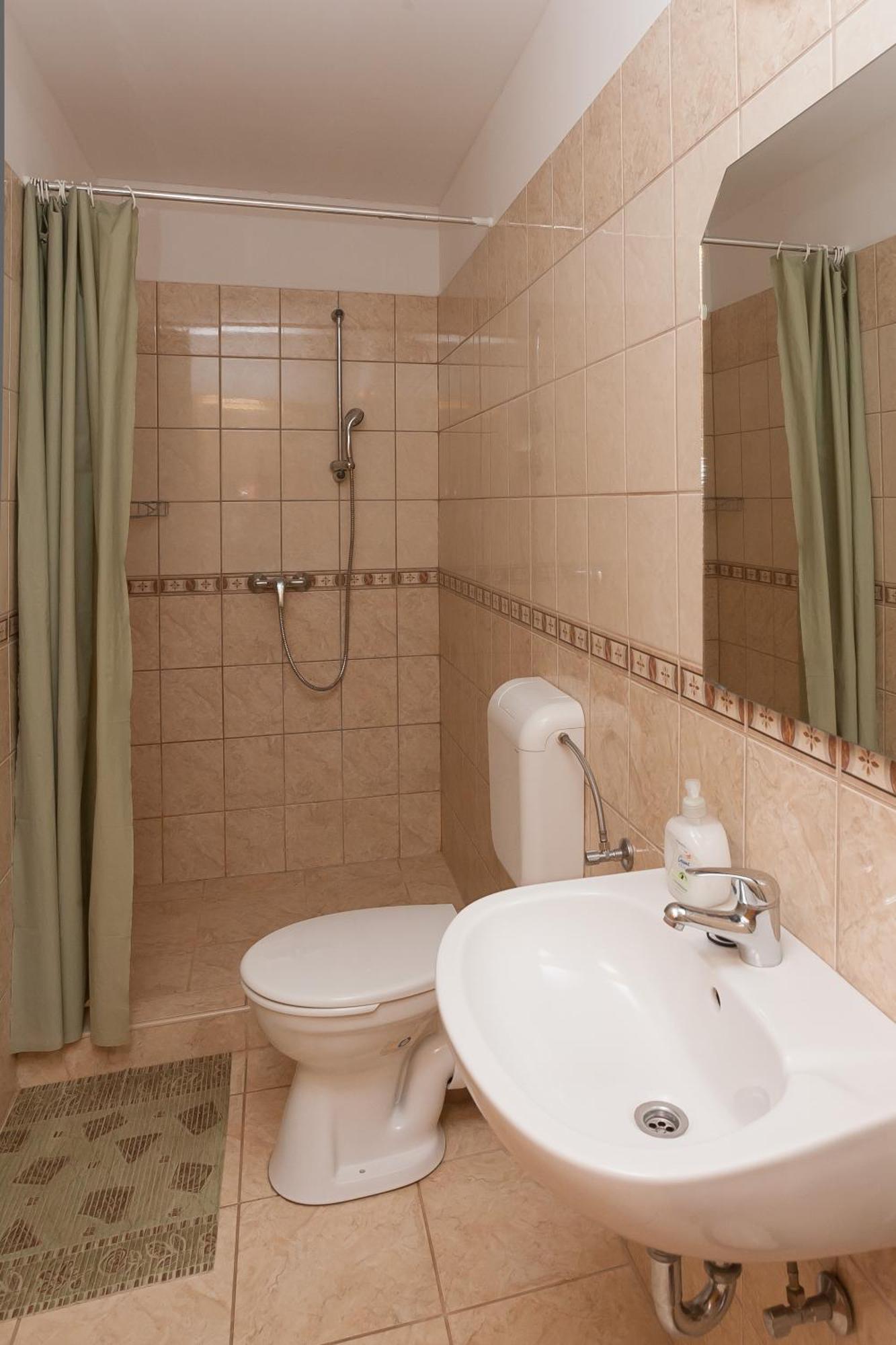 Páratlan Apartmanház Szilvásvárad Esterno foto