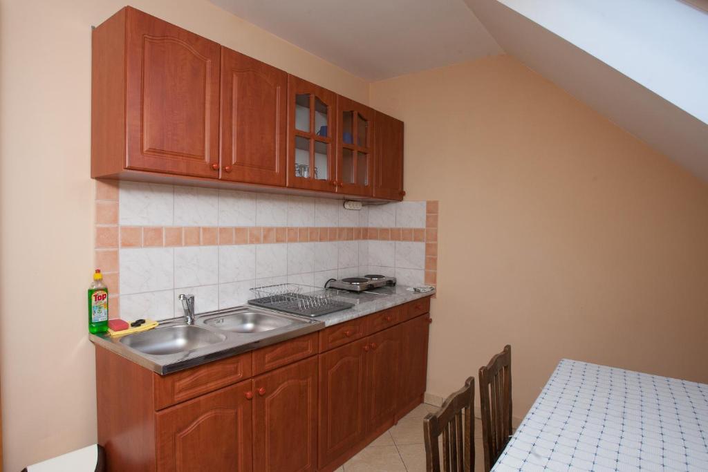 Páratlan Apartmanház Szilvásvárad Camera foto